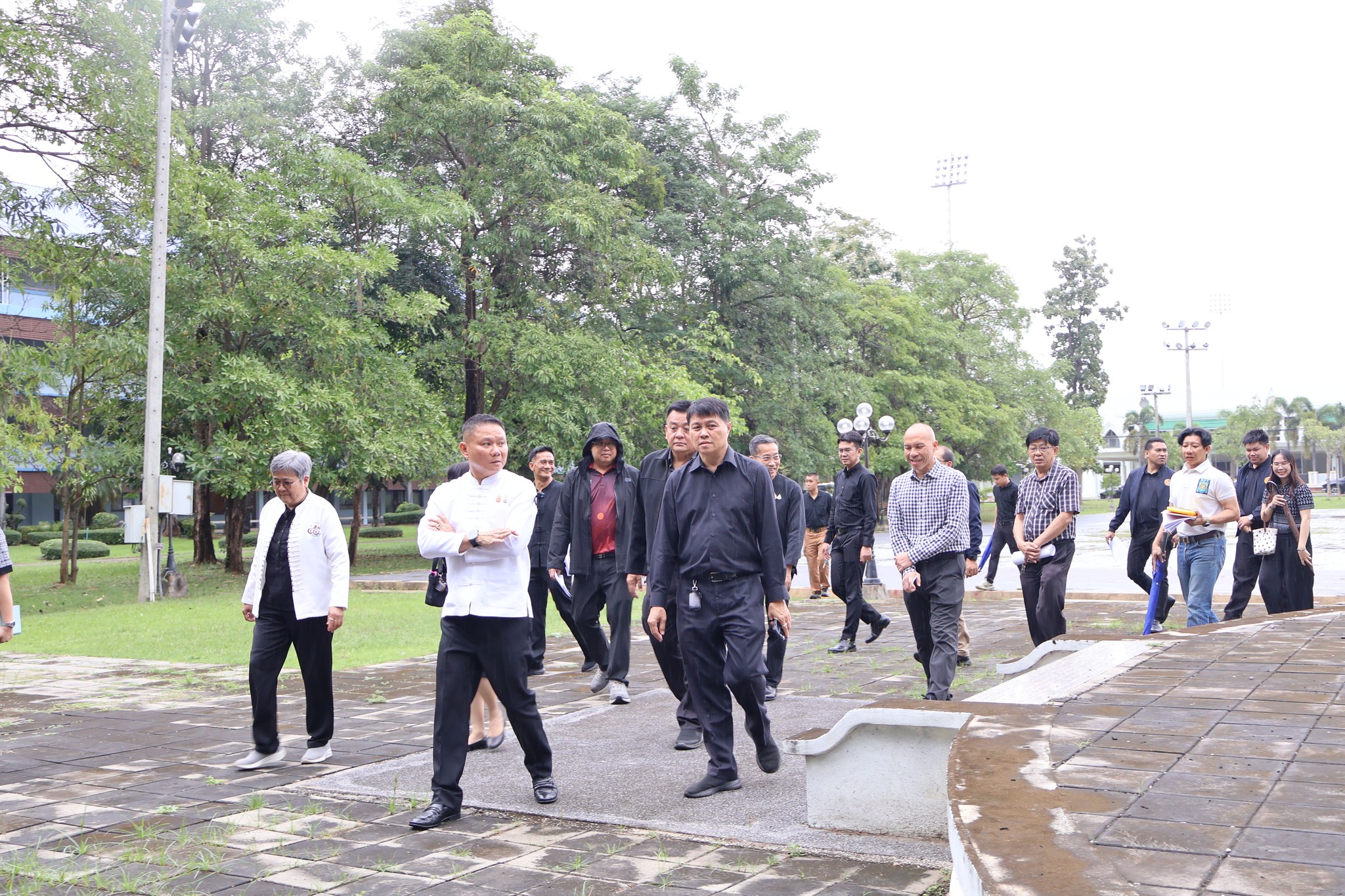 ผู้ว่าราชการจังหวัดลำปาง ลงพื้นที่ตรวจติดตามความพร้อมของสถานที่ในการจัดสร้างพระเมรุมาศจำลองประจำจังหวัดลำปาง เพื่อเตรียมการพระราชพิธีถวายพระเพลิงพระบรมศพสมเด็จพระนางเจ้าสิริกิติ์ พระบรมราชินีนาถ พระบรมราชชนนีพันปีหลวง 