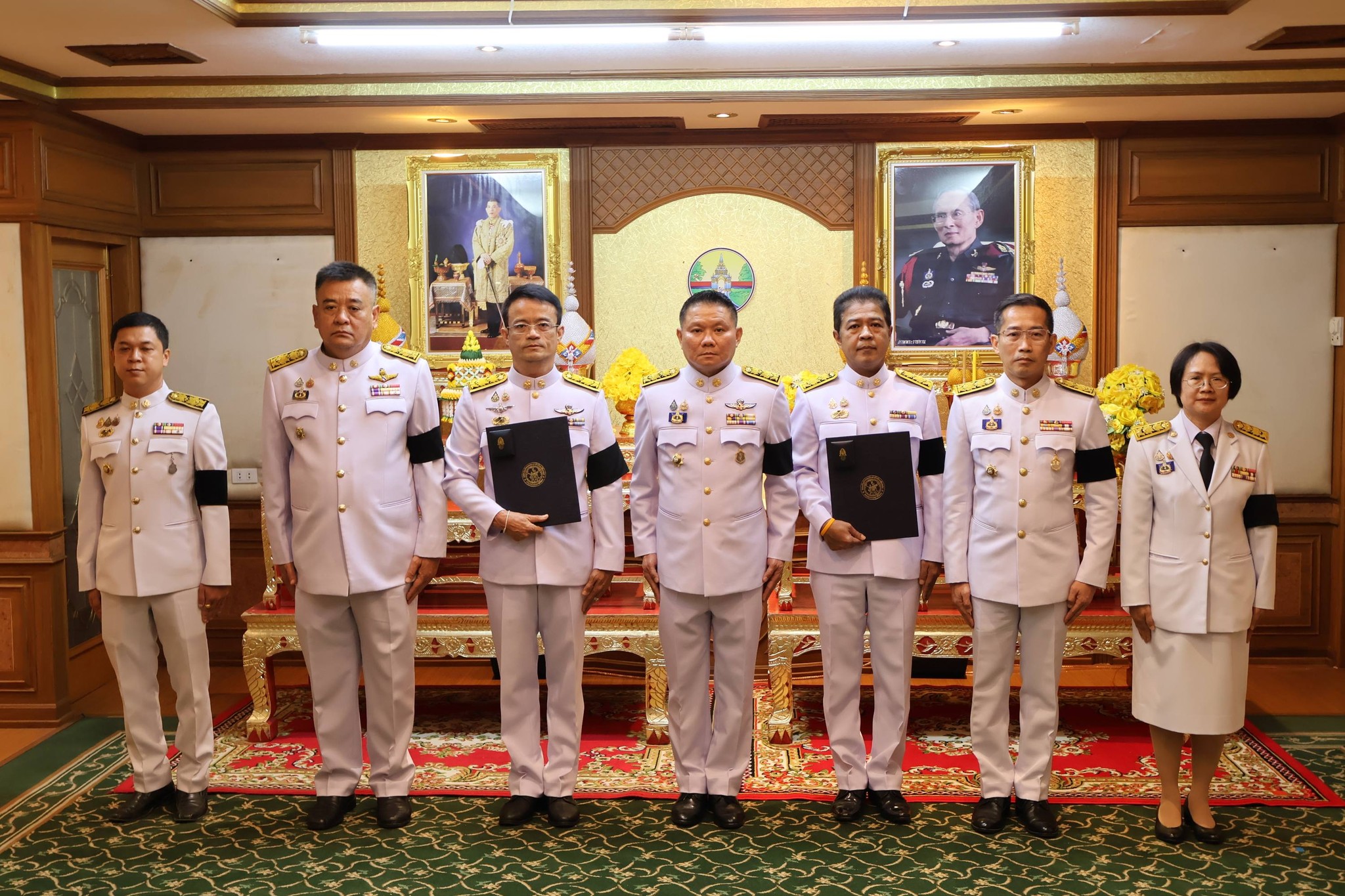 จังหวัดลำปาง จัดพิธีมอบเครื่องหมาย &ldquo;รักษาดินแดนยิ่งชีพ&rdquo; เชิดชูเกียรติผู้ปฏิบัติหน้าที่และผู้ทำคุณประโยชน์ต่อประเทศชาติ